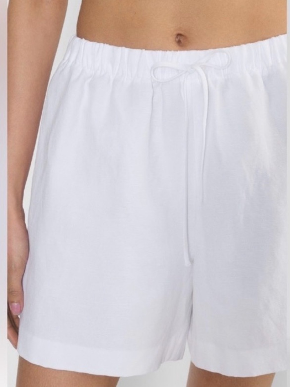 NWT Aritzia Wilfred The Lodge Short Mid-Thigh CruiseLinen Shorts White Medium